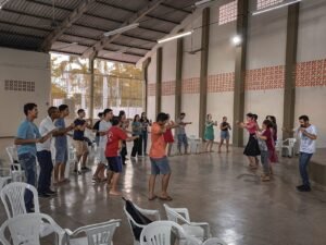 Grupo de Jovens na Capela Sta Mª Goretti